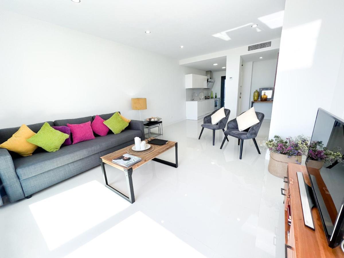 Apartment In Manilva, Just A Few Steps From The Beach Exterior photo
