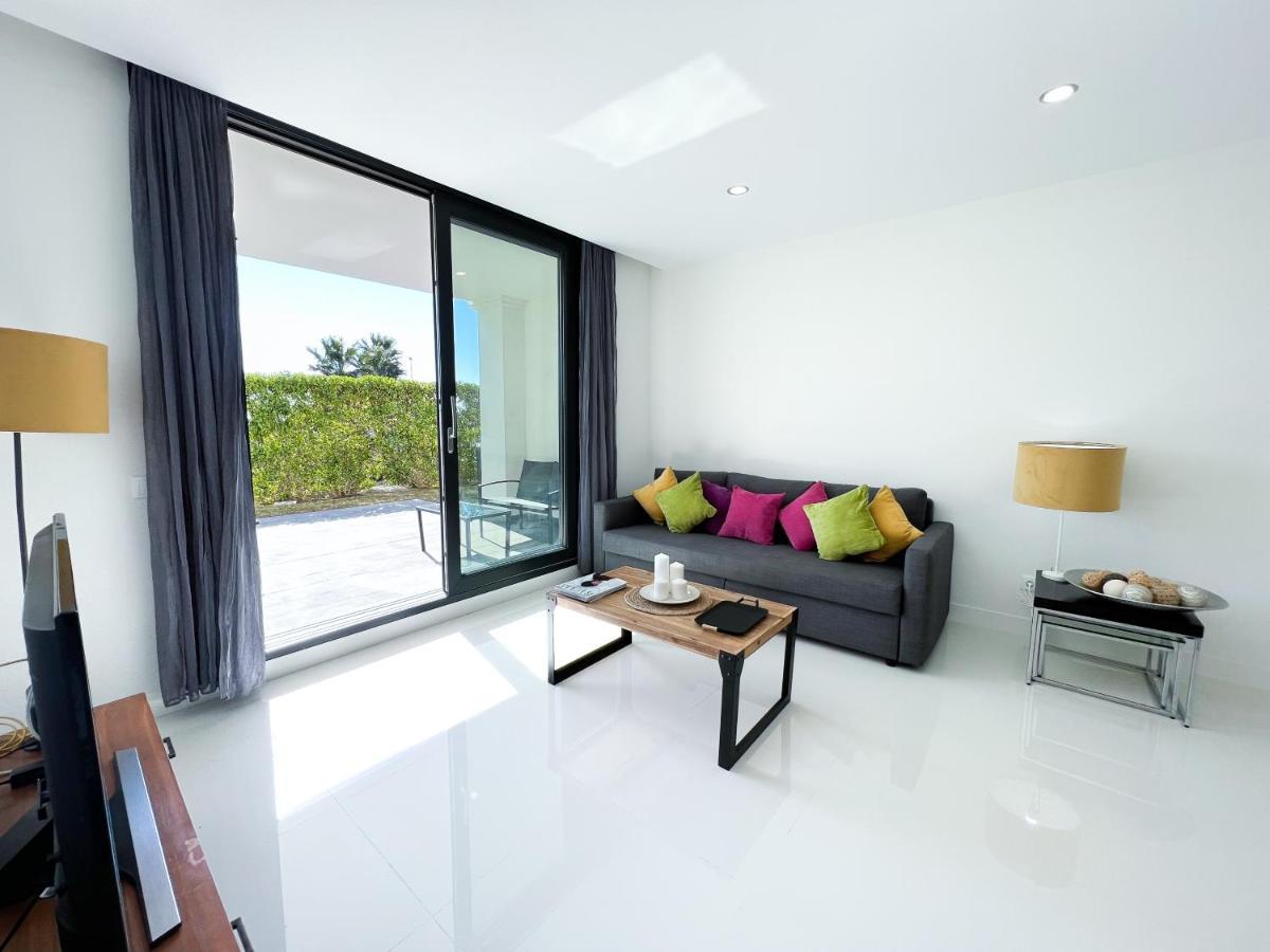 Apartment In Manilva, Just A Few Steps From The Beach Exterior photo