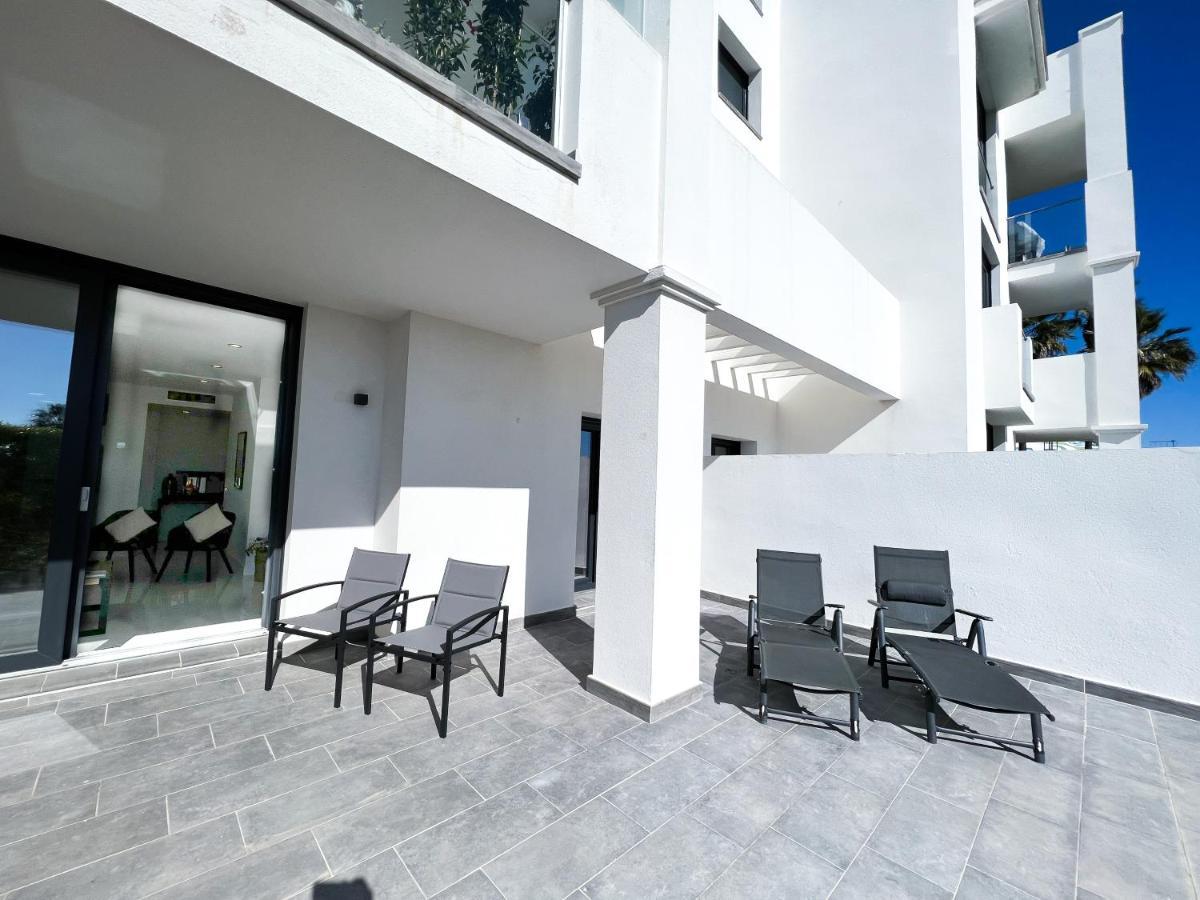 Apartment In Manilva, Just A Few Steps From The Beach Exterior photo