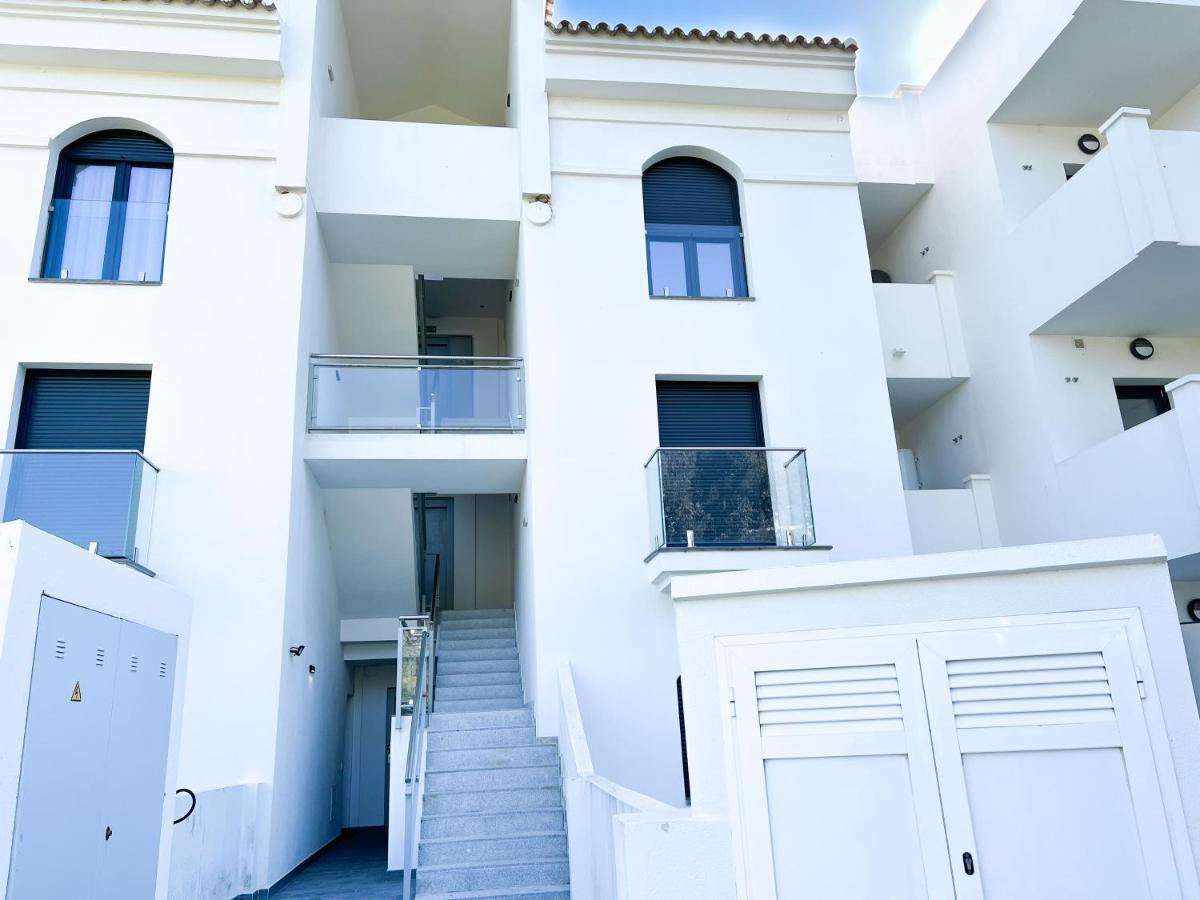 Apartment In Manilva, Just A Few Steps From The Beach Exterior photo